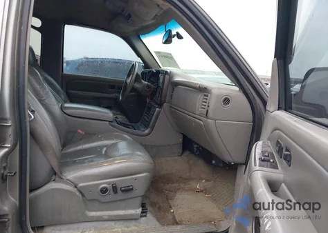 2003 GMC Yukon Xl 1500 Denali z USA, uszkodzony, nr VIN 1GKFK66U93J227448